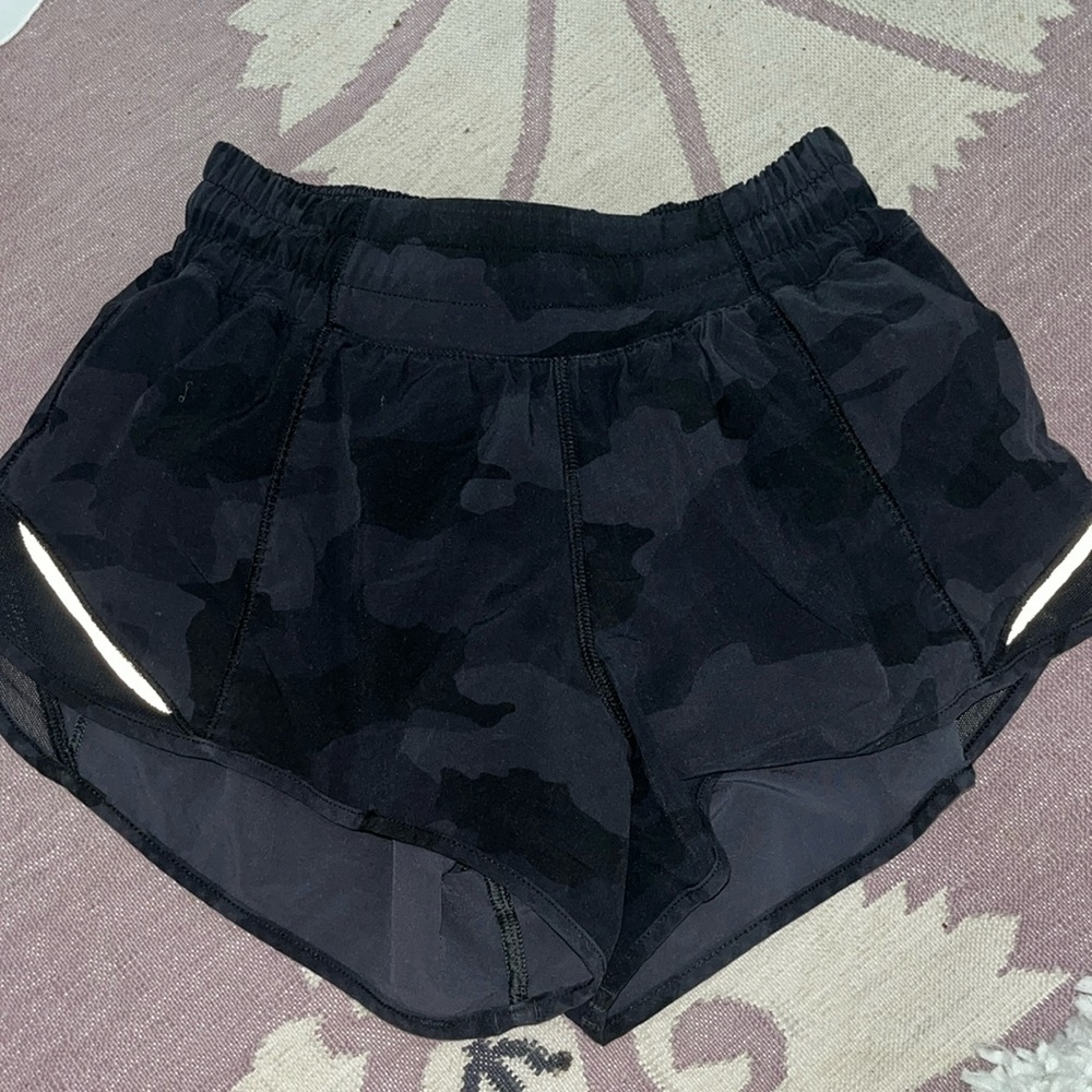 camo lululemon shorts